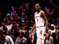 乐竞娱乐-包含杜兰特在巴黎圣日耳曼比赛中出色防守，关键助攻引发热议！的词条