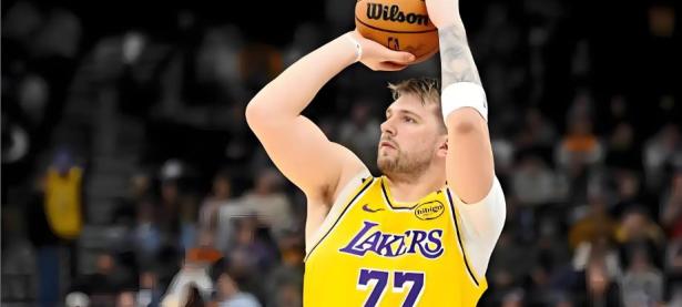 乐竞娱乐-包含东契奇新星回归赛场表现惊艳，快船未来可期！的词条