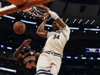 乐竞娱乐-字母哥回归赛场，连败首场状态亮眼，公牛观众沸腾！的简单介绍