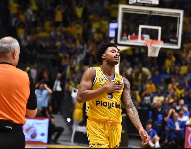 尼斯内部会议纪要流出——今晚官宣签约;CBA季后赛使命明确;纪律约束更严格的简单介绍 尼斯内部会议纪要流出——今晚官宣签约;CBA季后赛使命明确;纪律约束更严格的简单介绍